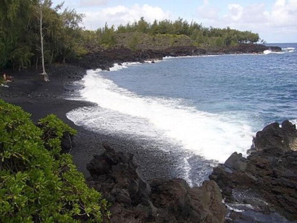 Whale House At Kehena Beach Pahoa Eksteriør bilde